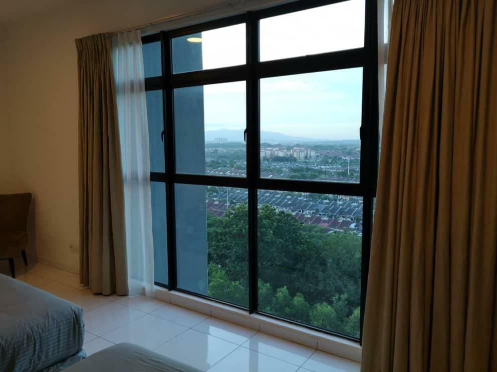 Skyloft Muslim Suite Джохор Бахру Екстериор снимка